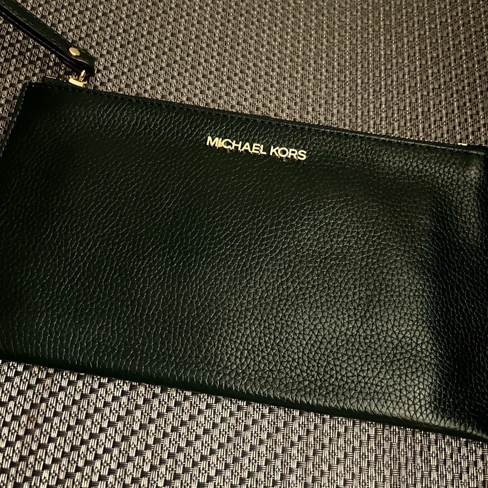 Michael Kors Wristlet